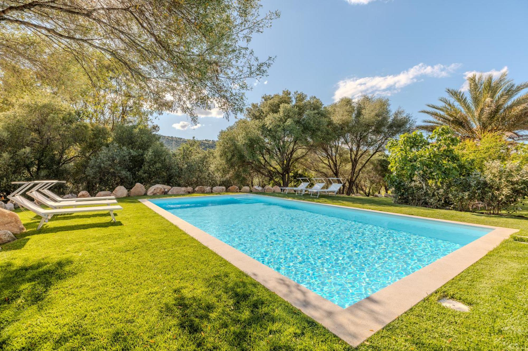 Stazzo San Teodoro Piscina Condivisa Lägenhet Exteriör bild